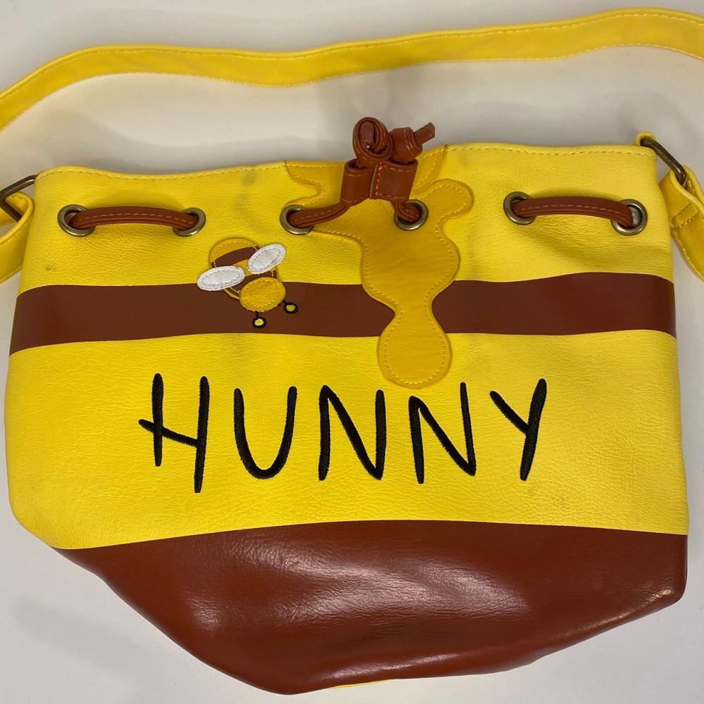 Disney Lounge Fly “Hunny” Pot Purse